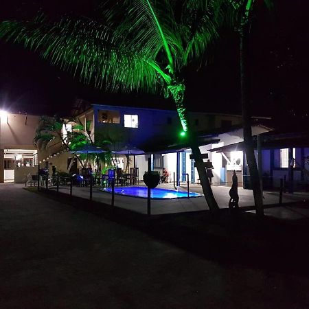 Hostel Luar Санта-Крус-Кабралия Экстерьер фото